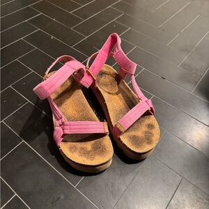 Reef Pink Adjustable Strap Platform Sandals